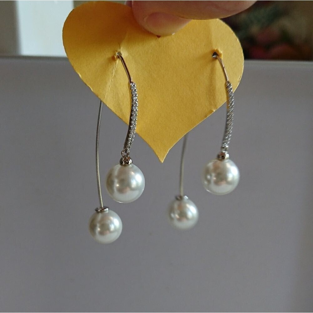 Crystals and Pearl Drop Threader silver Earrings